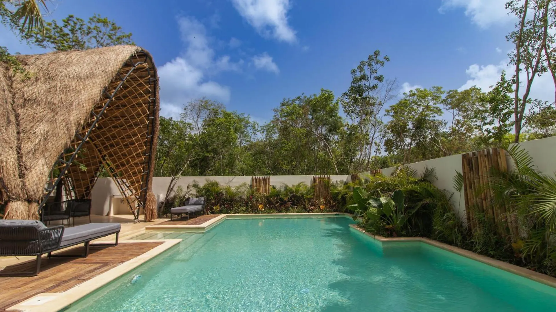 Serene Condo Tulum, Pool, Gym, Holistika